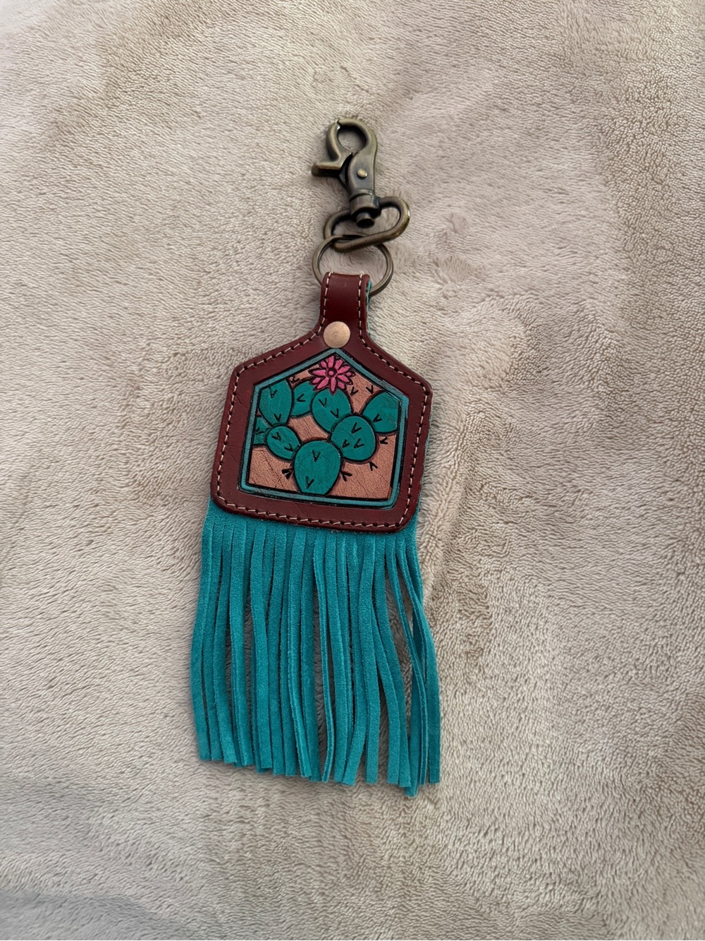 Myra Bag Leather Tassel Bag Charm Sunflower Tooled Made in India NWT - Picture 2 of 7